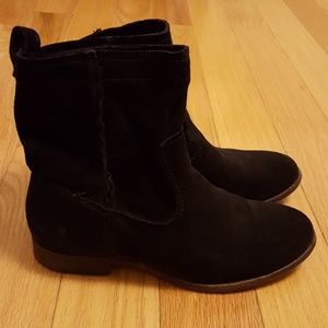 Frye Cara Short Suede Boots